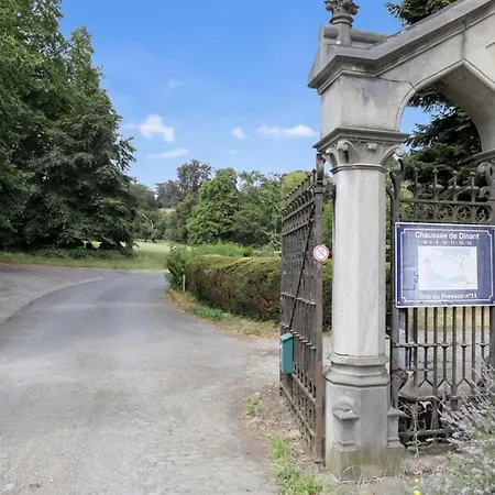 La Dependance Du Chateau * Huy